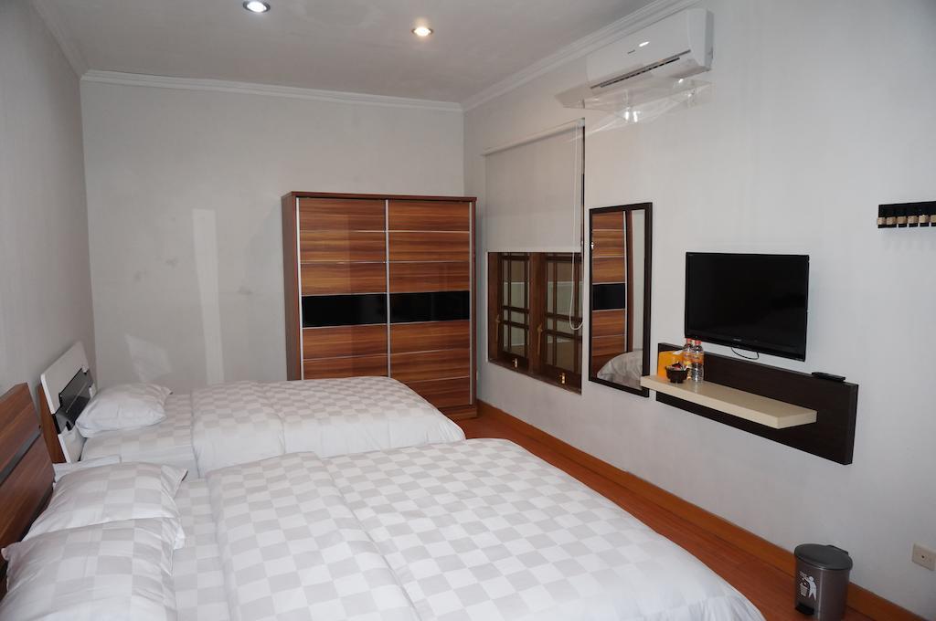 Hotel Omah Sastro 2 Yogyakarta Habitación foto